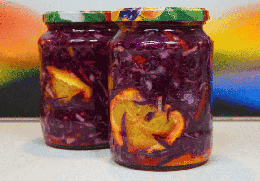 Маринована червонокачанна капуста з апельсином: смачна та пікантна заготовка на зиму, схожа з квашеною капустою, але по-своєму з цікавим смаком