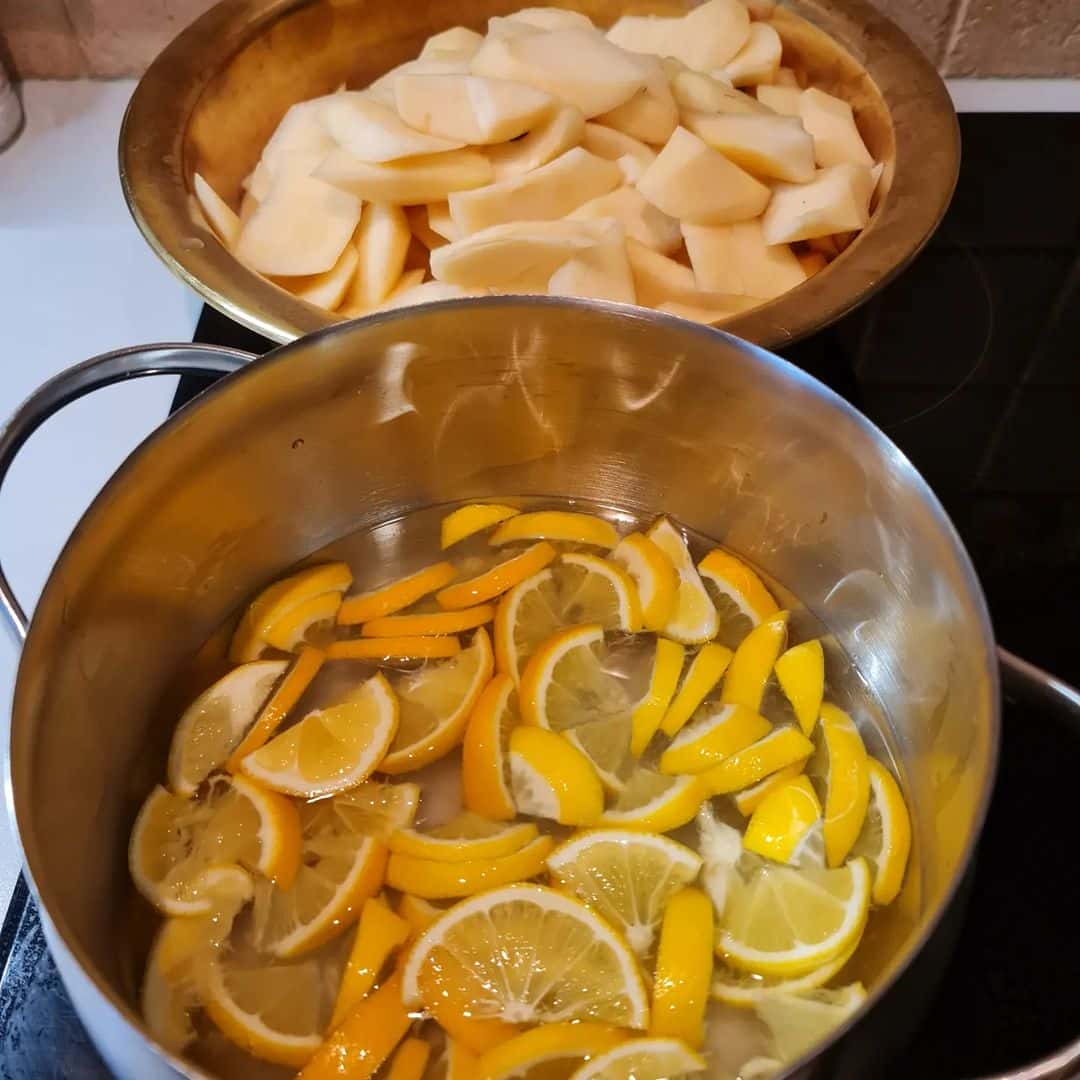 Грушеве варення "Царське" з лимоном на зиму: готуємо заготовку 2 в 1 (варення і смачний сироп для просочення коржів)