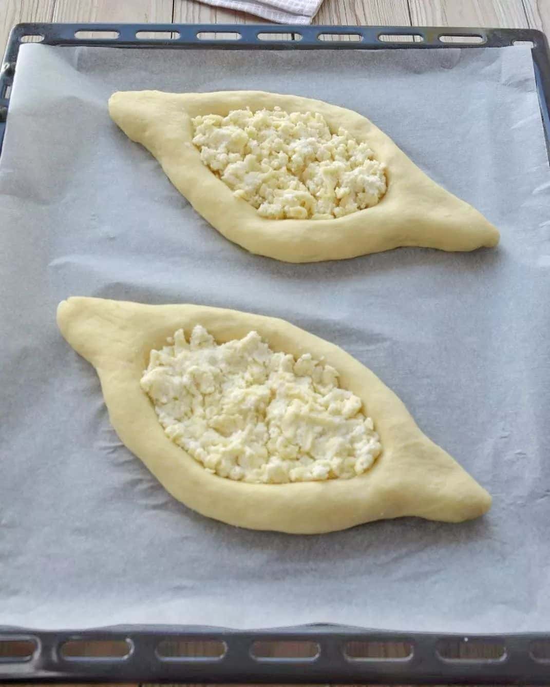 Як приготувати "Хачапурі по-аджарськи" в домашніх умовах: виходить нереально смачно, а готується дуже просто і легко