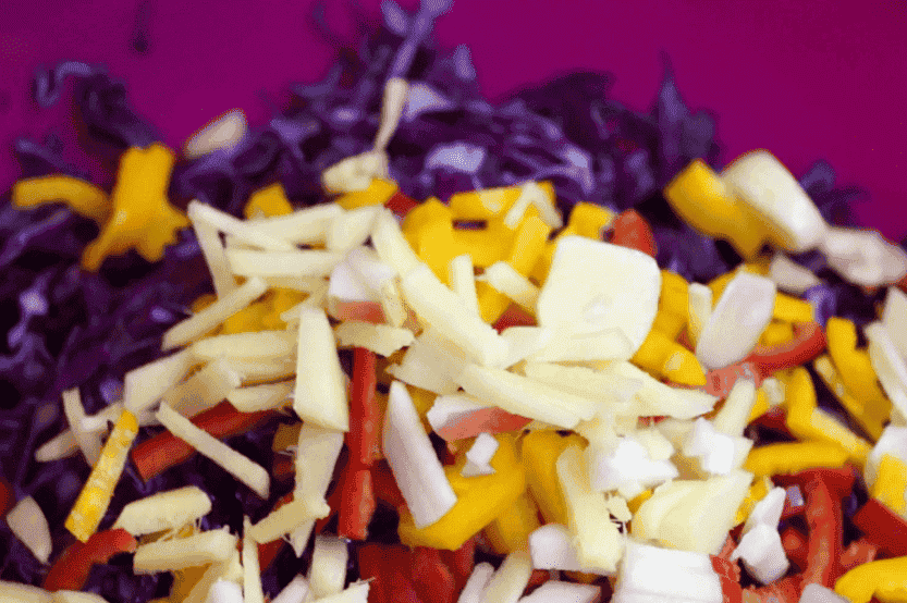 Маринована червонокачанна капуста з апельсином: смачна та пікантна заготовка на зиму, схожа з квашеною капустою, але по-своєму з цікавим смаком