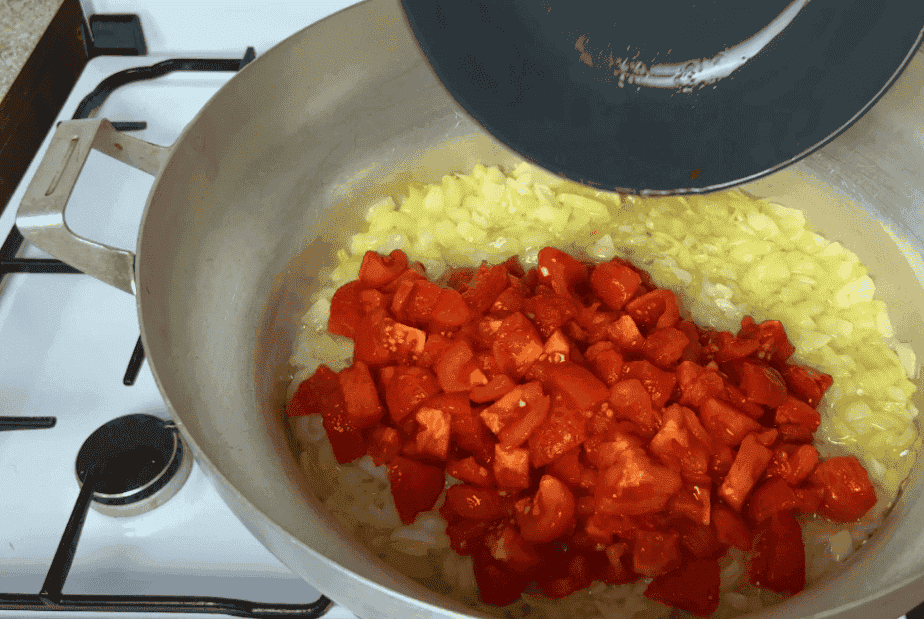 Ікра з баклажанів (шматочками) на зиму: рецепт без стерилізації, моя обов'язкова щорічна заготовка (банки зберігаю у шафі на кухні)