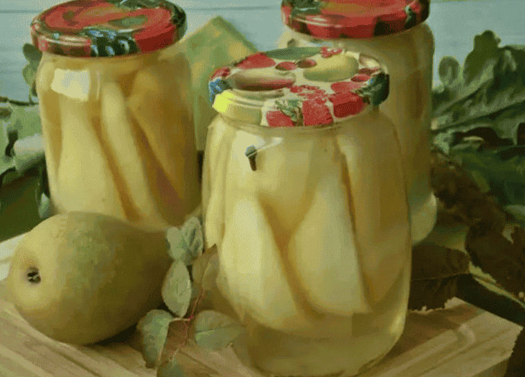 Груші в солодкому густому сиропі на зиму: найсмачніший десерт без оцту та стерилізації, закрили 7 баночок – шкода, груш мало