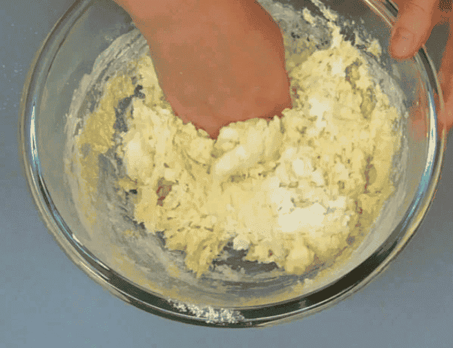 Біляші з м'ясом у духовці: гарний рецепт, випічка виходить м'якенькою, соковитою, до того  ж дуже смачні, що на одному не зупинишся