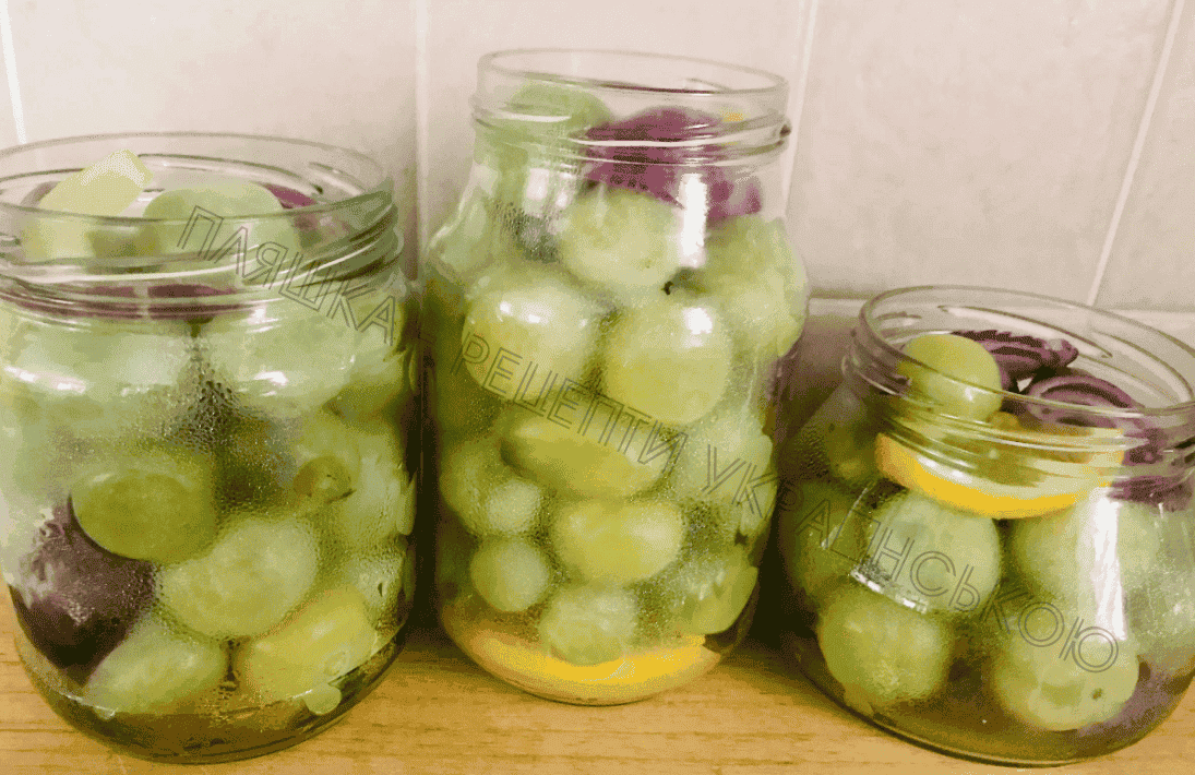 Зелені помідори на зиму "Оливки по-українськи": смачна та пікантна заготовка, яка взимку смакує всім (тому дрібні помідорки не викидаю, а готую цю смакоту)