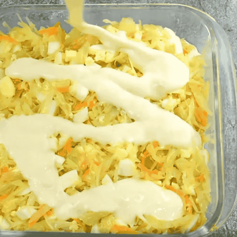 Дуже смачна запіканка із капусти на сметані: простий рецепт, ситної вечері чи перекусу "на швидку руку", впорається кожна господиня