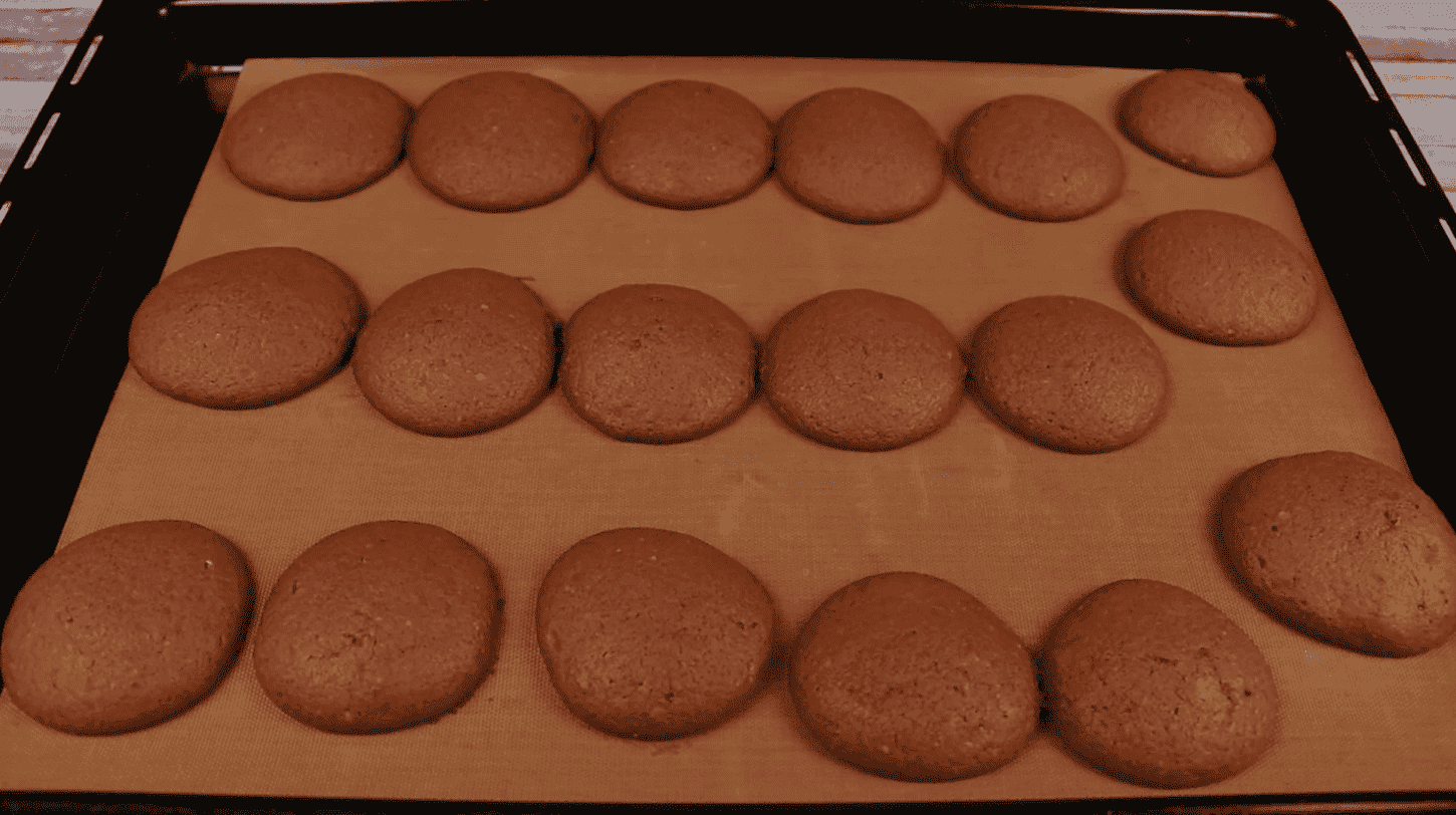 Готуємо 40 штук домашнього печива із 1 яйця і начинка всього із 3-х інгредієнтів: неймовірно смачне, ніжне, м'якеньке і ароматне, такого в магазині не купиш