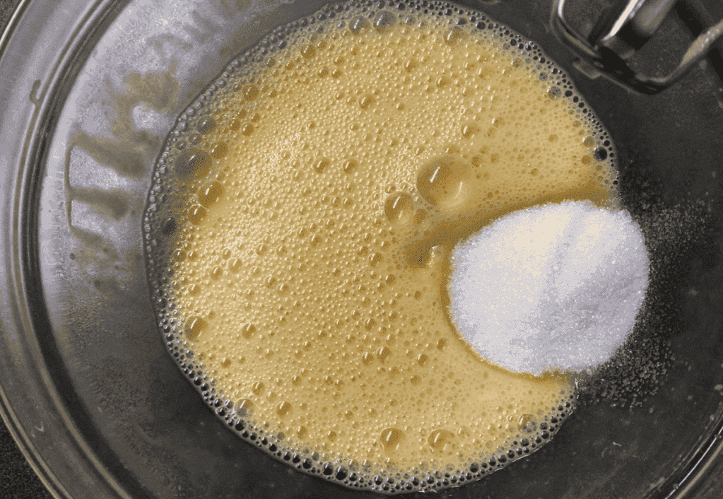 Яблучний пиріг або шарлотка готую по-новому: все набагато простіше, а результат незмінно смачний, обов'язково рекомендую спробувати так