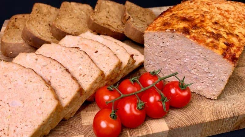 Показую, як смачно і швидко я готую курячий фарш в духовці, замість котлет: виходить не дорого та неймовірно смачно (і простіше ніж котлети ліпити)
