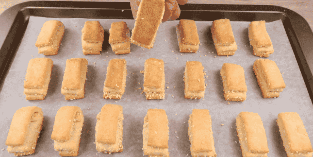 Неймовірно смачне, крихке та швидке печиво з кунжутом до чаю: зараз готую щодня, просто, смачно, доступно, і всім подобається