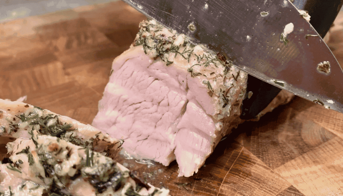 Показую, як я готую свинну вирізку, щоб м'ясо вийшло супер соковите, ароматне та смачне (секрет у "вершковій" паніровці)