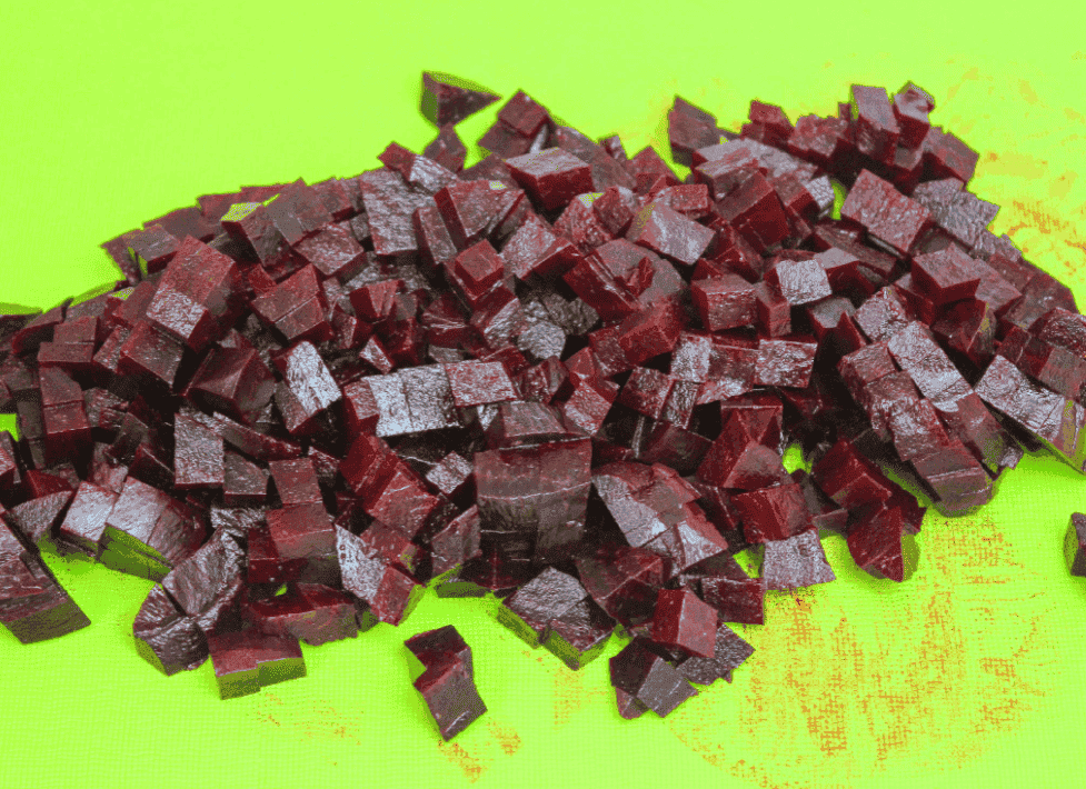 Салат з буряком та квасолею без майонезу: швидкий та корисний салат, який можна приготувати у будь-яку пору року