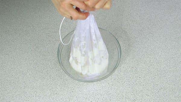 Домашній медовий торт «Корівка»: простий та неймовірно смачний торт, який повинен бути у вас у записничку