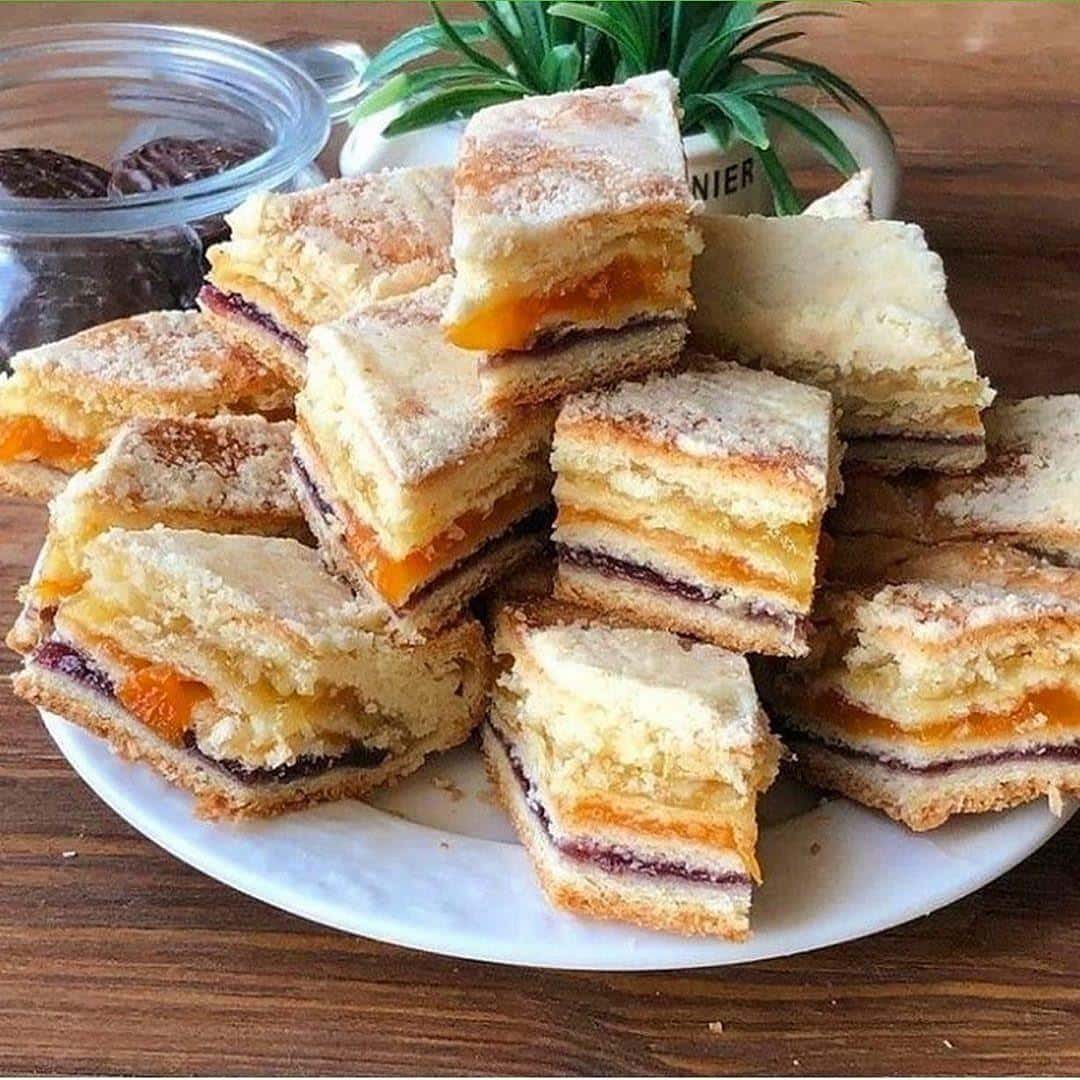 Татарський тришаровий пиріг: дуже цікавий і оригінальний рецепт випічки до чаю, яка не може не сподобатися