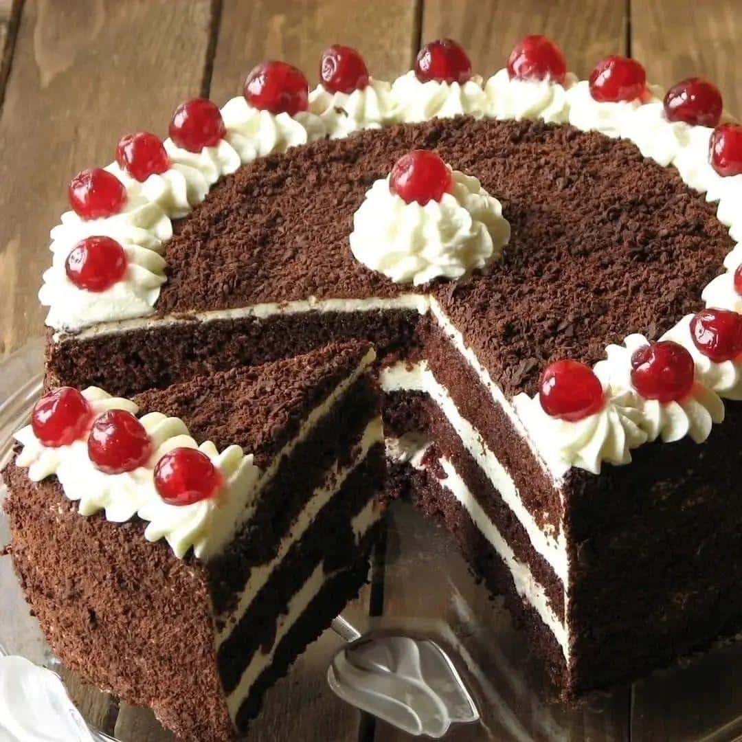 Шварцвальдський торт "Чорний ліс" з вершковим кремом та вишнями: домашня, неймовірна смакота - це улюблений торт мого чоловіка