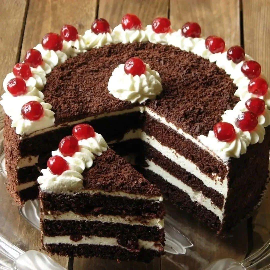 Шварцвальдський торт "Чорний ліс" з вершковим кремом та вишнями: домашня, неймовірна смакота - це улюблений торт мого чоловіка