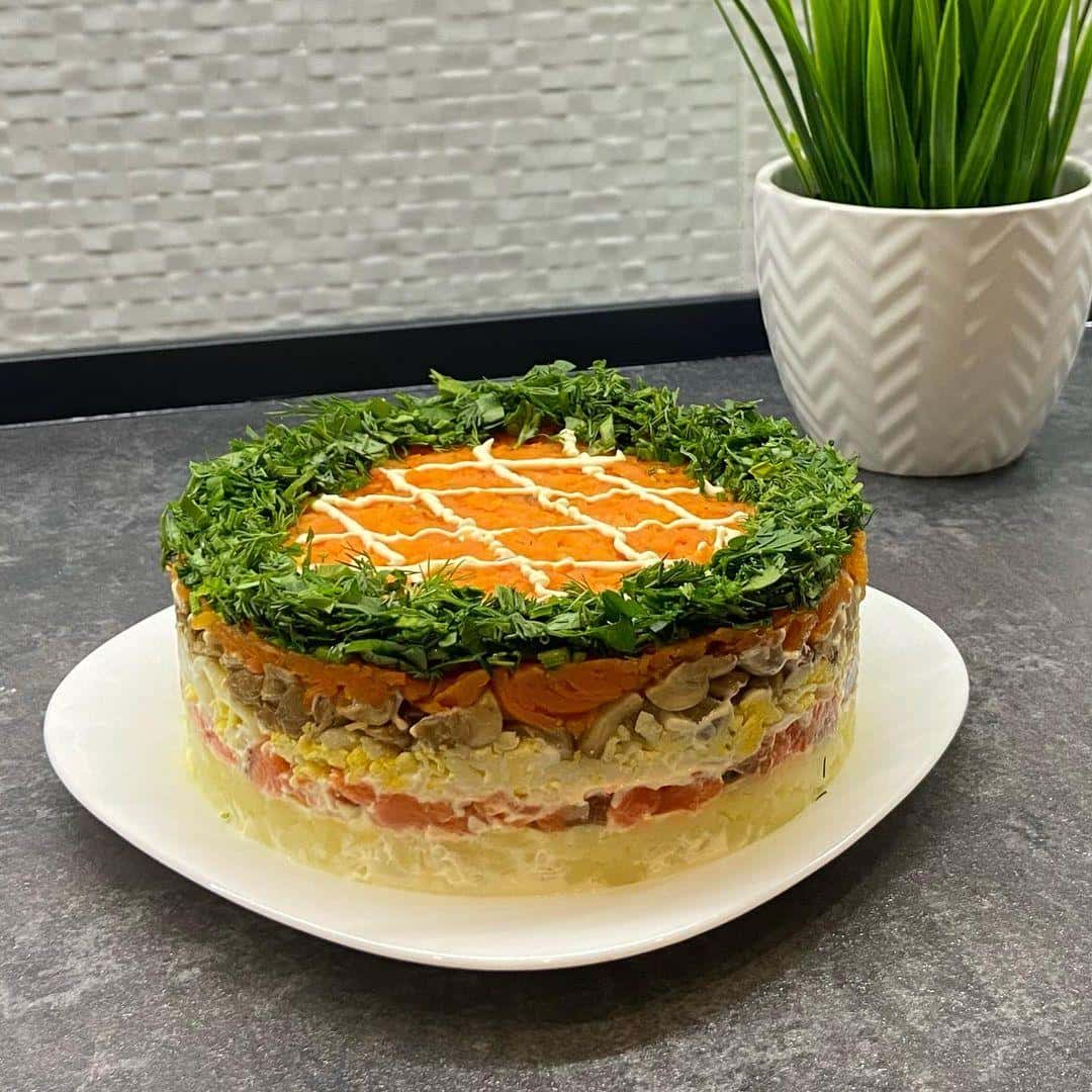 Салат "Лисяча шубка": вткладаємо шарами, так салат з оселедцем я ще не робила