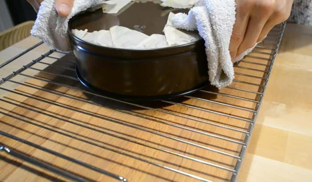 e81cf8a74b64feaf1a92bb2977a155d1