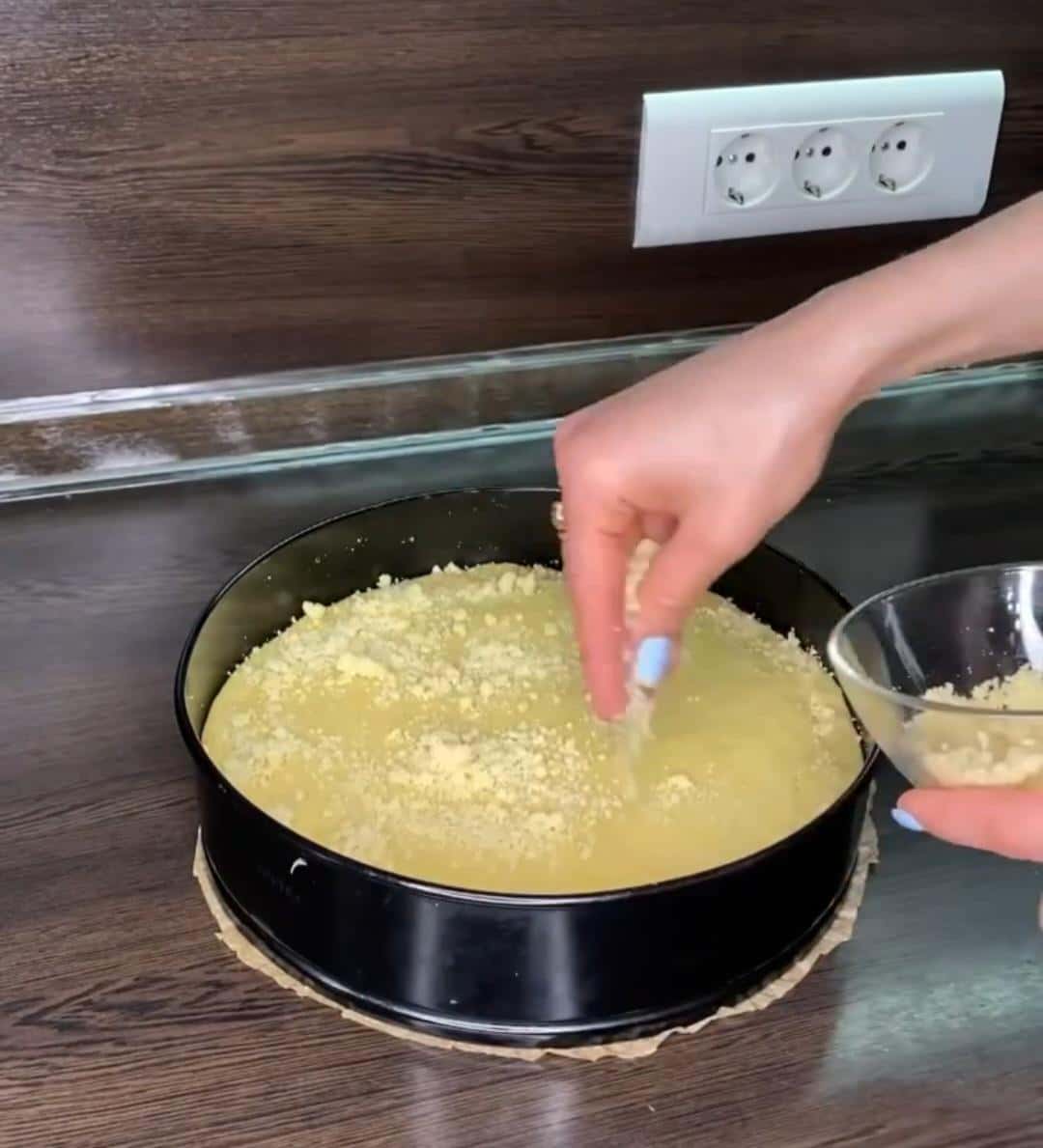 Пиріг з трьома різними начинками "Три бажання": простий і легкий рецепт, а так смачно, що і торта не треба