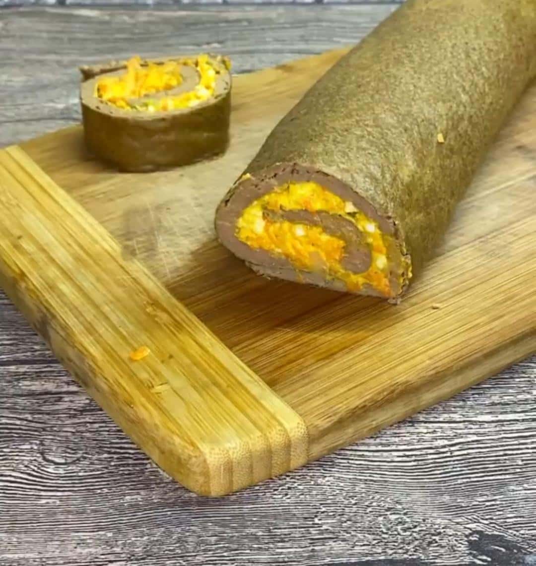 Рулет з курячої печінки: ароматна і дуже смачна страва на будь-який стіл, а готується простіше-простого