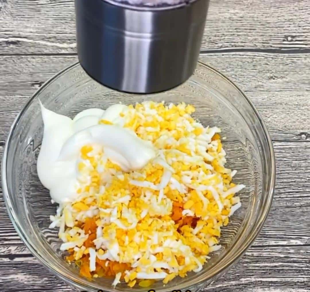 Рулет з курячої печінки: ароматна і дуже смачна страва на будь-який стіл, а готується простіше-простого