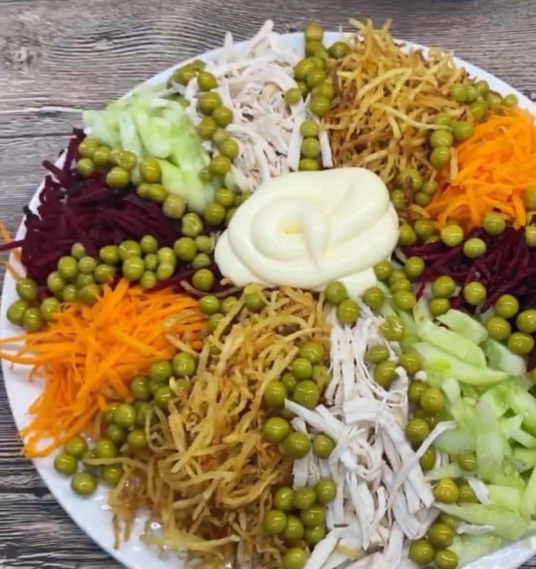 Найсмачніший салат "Калейдоскоп": мій улюблений, шикарний рецепт на будь-яке застілля. Святковий салат на 14 лютого