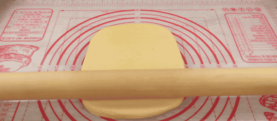 За 30 хвилин "гора" смакоти на столі: один з найпростіших рецептів домашнього печива - смачніше, ніж у магазині