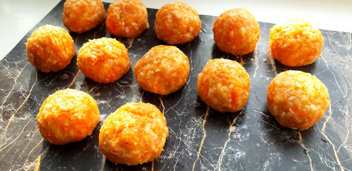 68b1d75e06661c7d3419f4489620e372