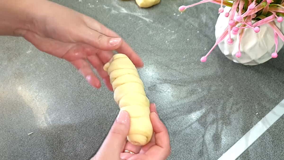 7e04fb044bbd6436a0d6c48761f12938