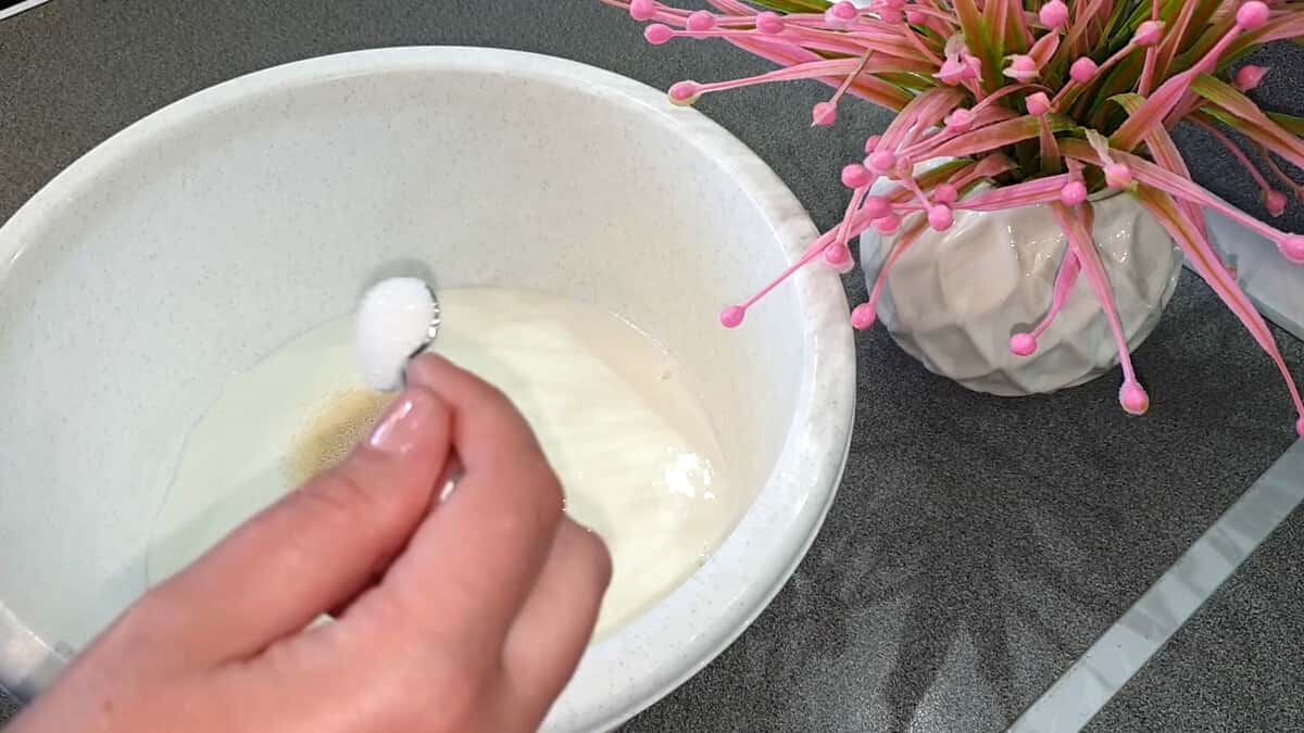 8c85b93caa096bee42511d54a52ae7a7