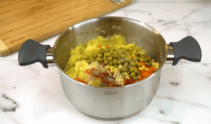 8ca6e59f65e4d4549a38af9efdd66940