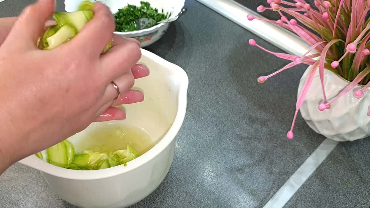 5ed22e9c382e3f53c15d389a92973559