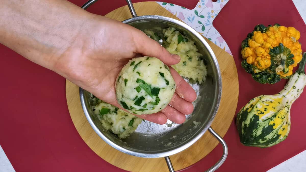 c5f12063ae49adb0ca635693c8dae1b6