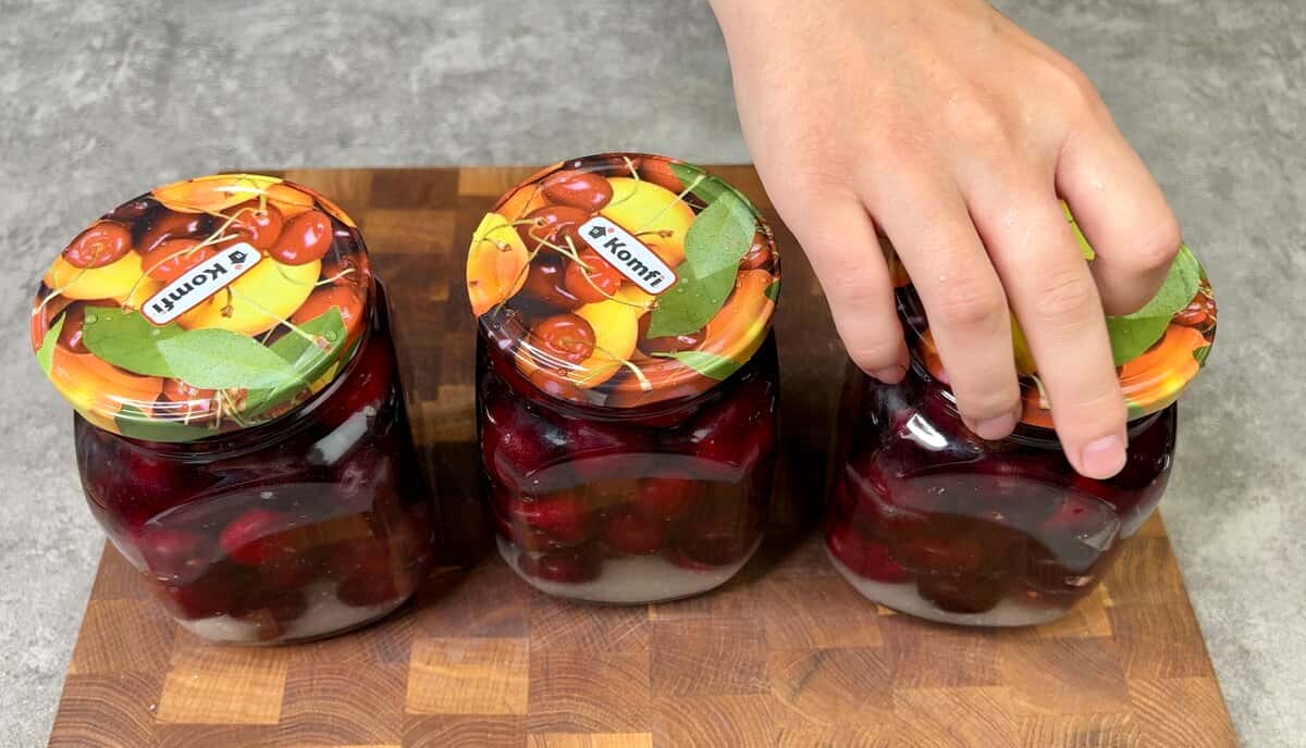 5aff009be1b64561d12e6e64ea1fda93