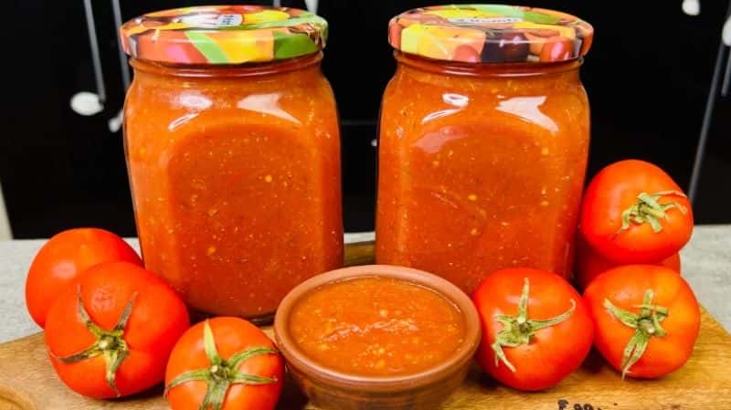 Розкішний соус "Сацебелі" на зиму: цю заготовку роблять усі грузини, до всього підходить і зберігається без підвалу
