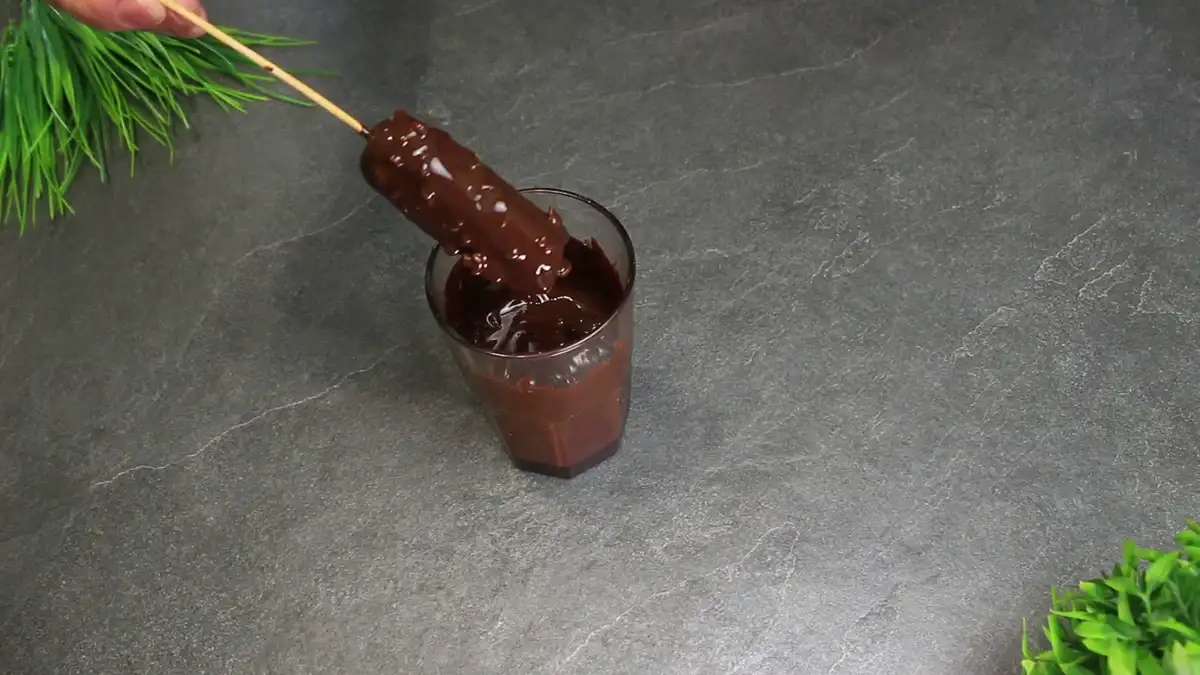 29e4486448962eddd0763d2c6a3aef54