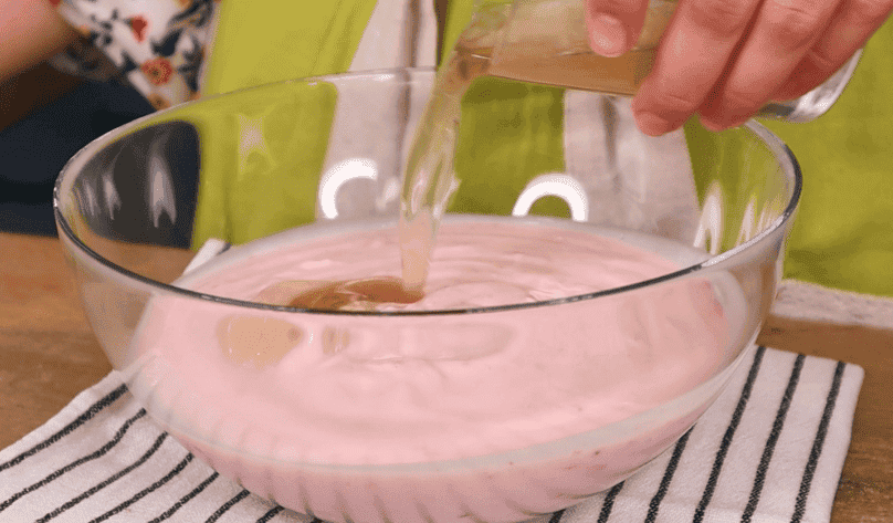 Домашній шоколадний торт без яєць, вершкового масла та вершкового сиру: приготувала бюджетний, але розкішний тортик, ніхто не повірив, що бісквіт на воді