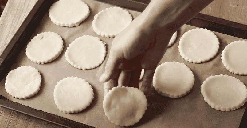 Новинка! Не могла дочекатися врожаю яблук: готую домашнє печиво "Яблучні стіжки" - зникнуть зі столу через 1 хвилину, а рецепт супер простий