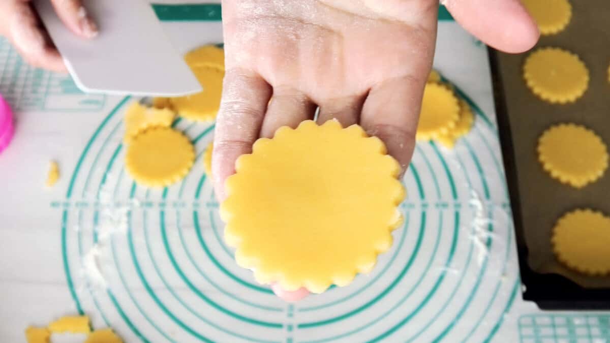 9c30fbf5e247d83ebdbaf1383410a27b