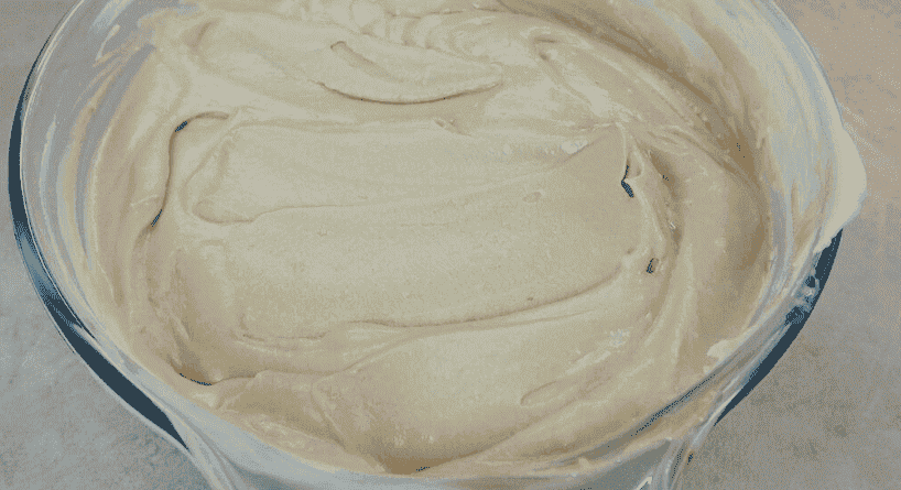 Ніжний торт із заварними тістечками "Пломбірна хмаринка": дуже смачний, повітряний і красивий десерт, який вразив мене з першого шматочка