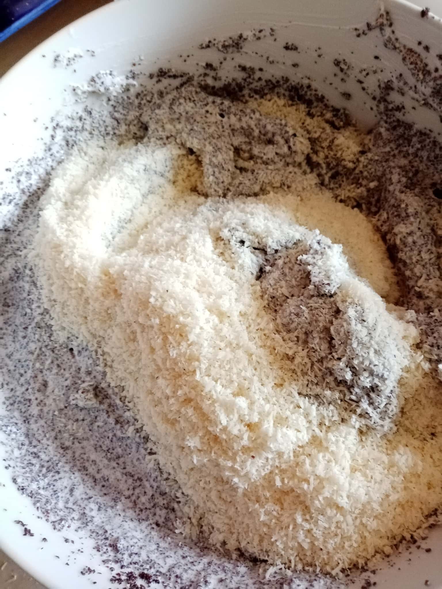 Торт "Райська насолода" за рецептом української господині: розкішна домашня випічка до чаю і не тільки