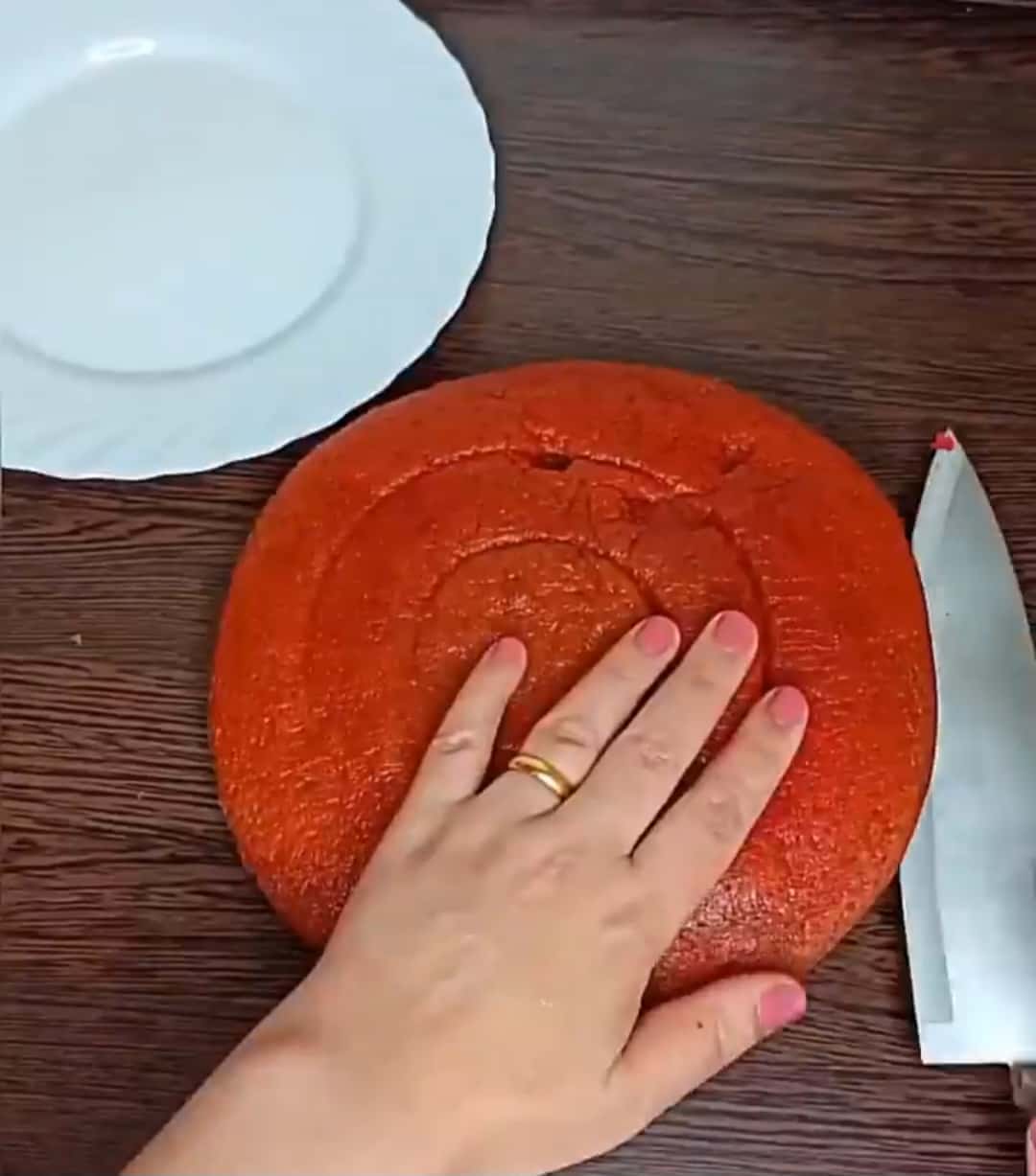 Торт "Червоний Оксамит" на Новий рік 2024 - найпростіший варіант улюбленого, святкового тортика (виходить смачний, красивий і дуже ніжний)