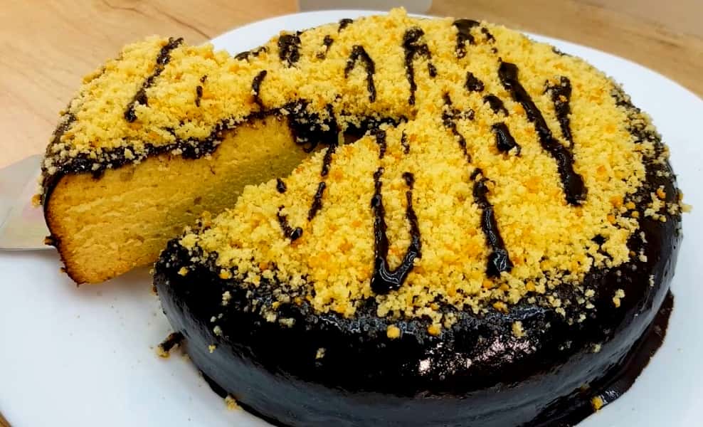 Дуже ПРОСТИЙ та дуже СМАЧНИЙ торт - готую таку випічку для домашнього чаювання і не тільки (чудовий рецепт)