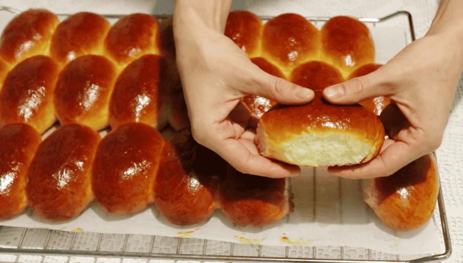 Здобне віденське тісто та пиріжки з яблуками: тісто особливе, дуже смачне, здобне та тане у роті