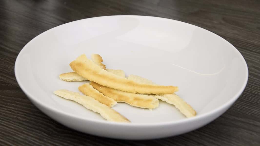 d22fcf24d195a00131f6feab38ea32ac