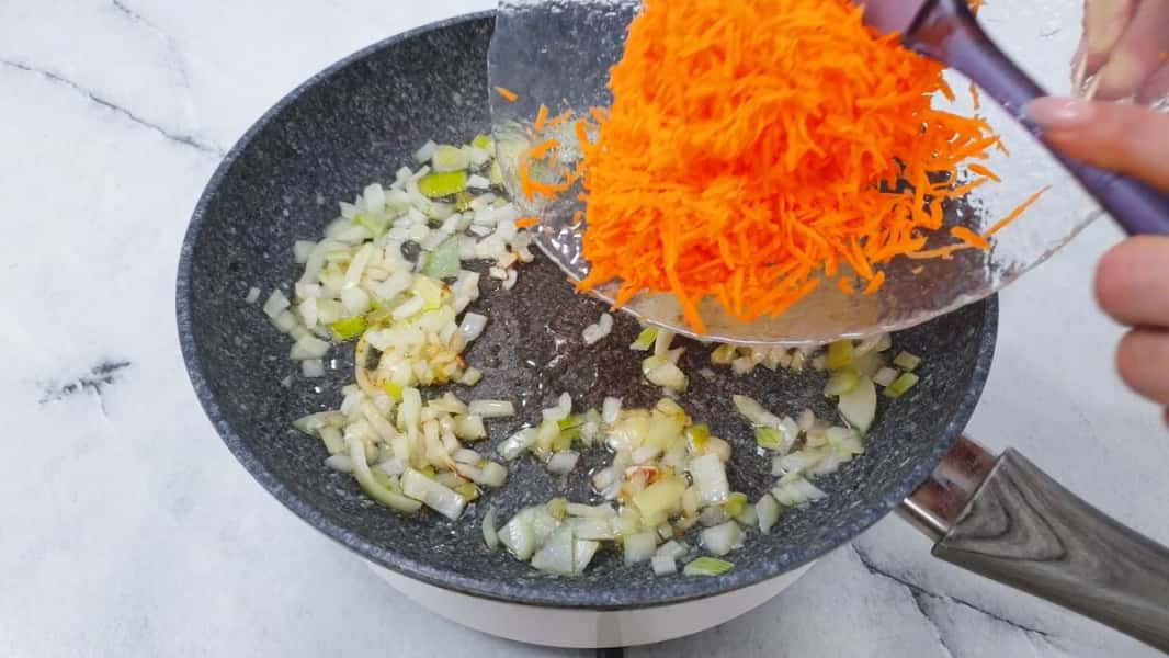 f0217dbe6fb3d98fb91062a3e3603e2d