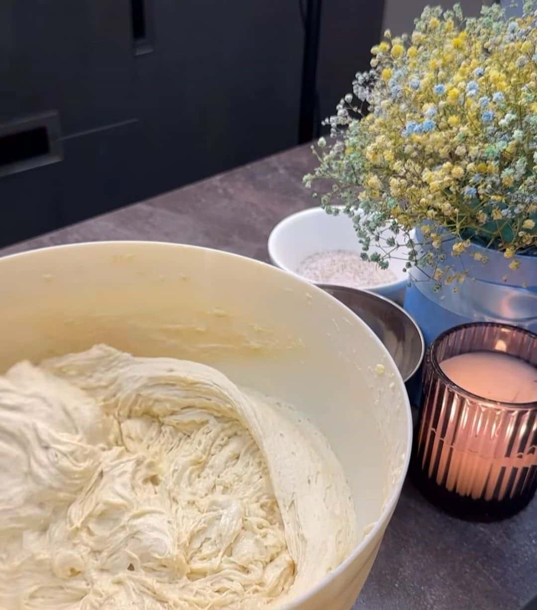 Розкішний пляцок "Ілюзія смаку" - цей неперевершений тортик підкорить Ваше серденько відразу, ні дуже він красивий і смачний