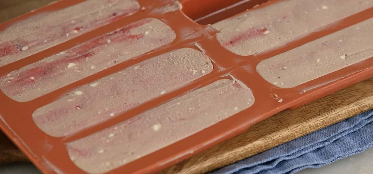 768cf7e779c8c049caf7e79d8a5594c1