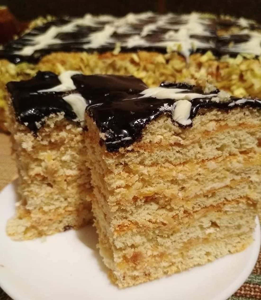 Бюджетний пляцок з яблук - рецепт зі старого записника