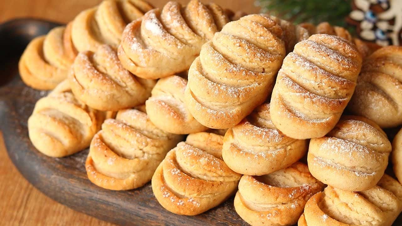 Домашнє печиво до чаю, яке просто тане в роті: ніжне, розсипчасте - його з'їли миттєво, навіть крихти не залишилось