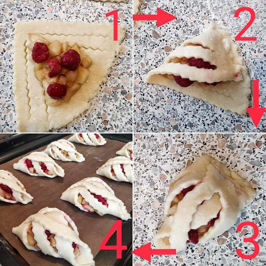 Сирні плетінки з яблуками та ягодами - ніжне і дуже смачне печиво до чаю, рецепт "на швидку руку"